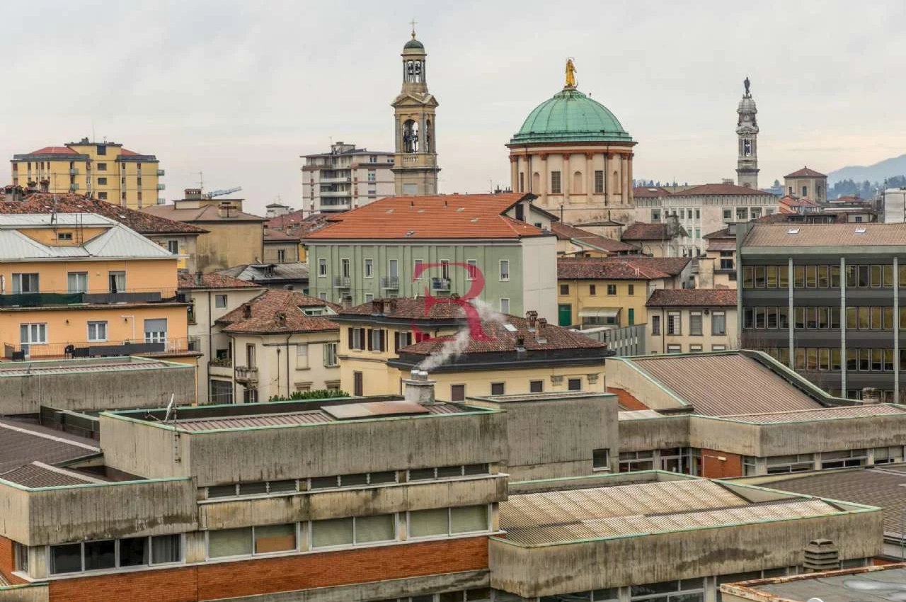 Attico in Vendita a Bergamo Via Angelo Maj