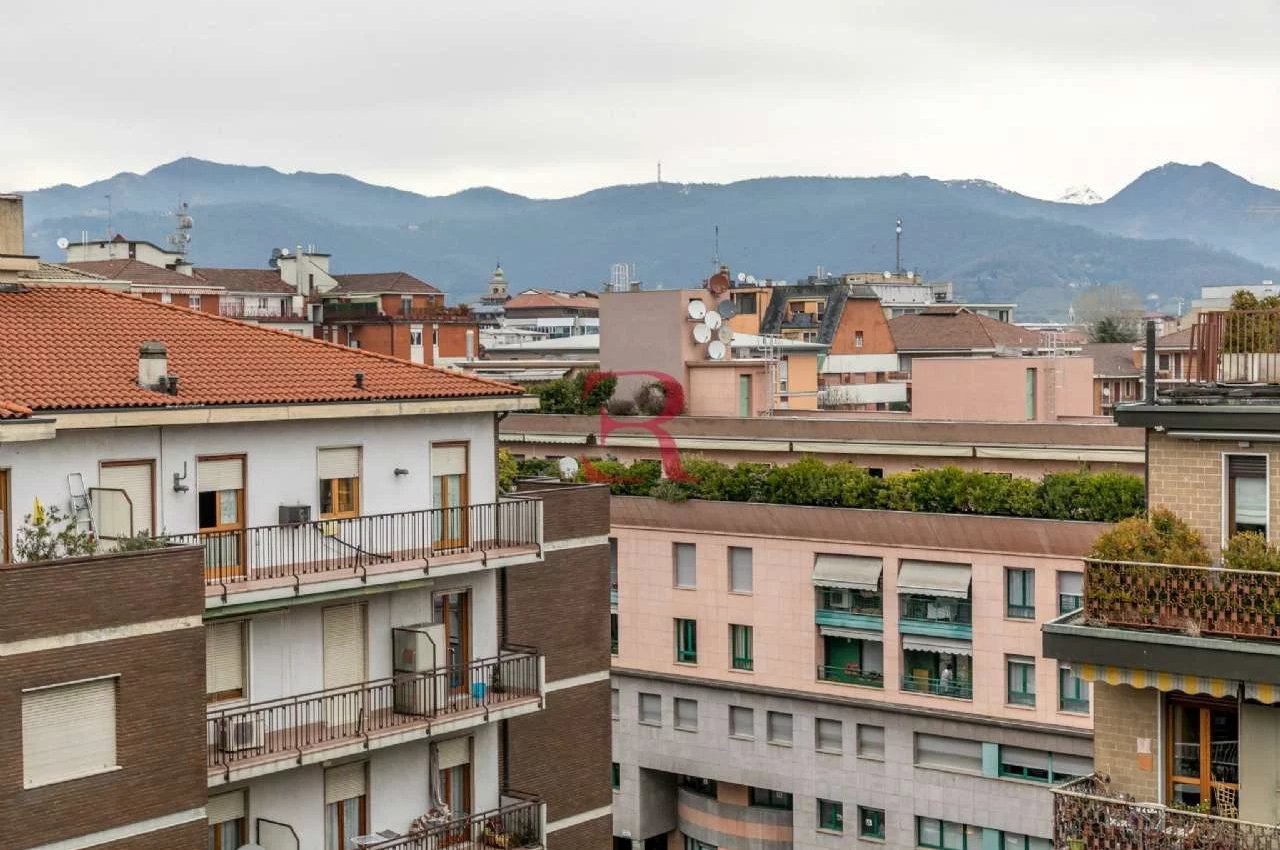 Attico in Vendita a Bergamo Via Angelo Maj