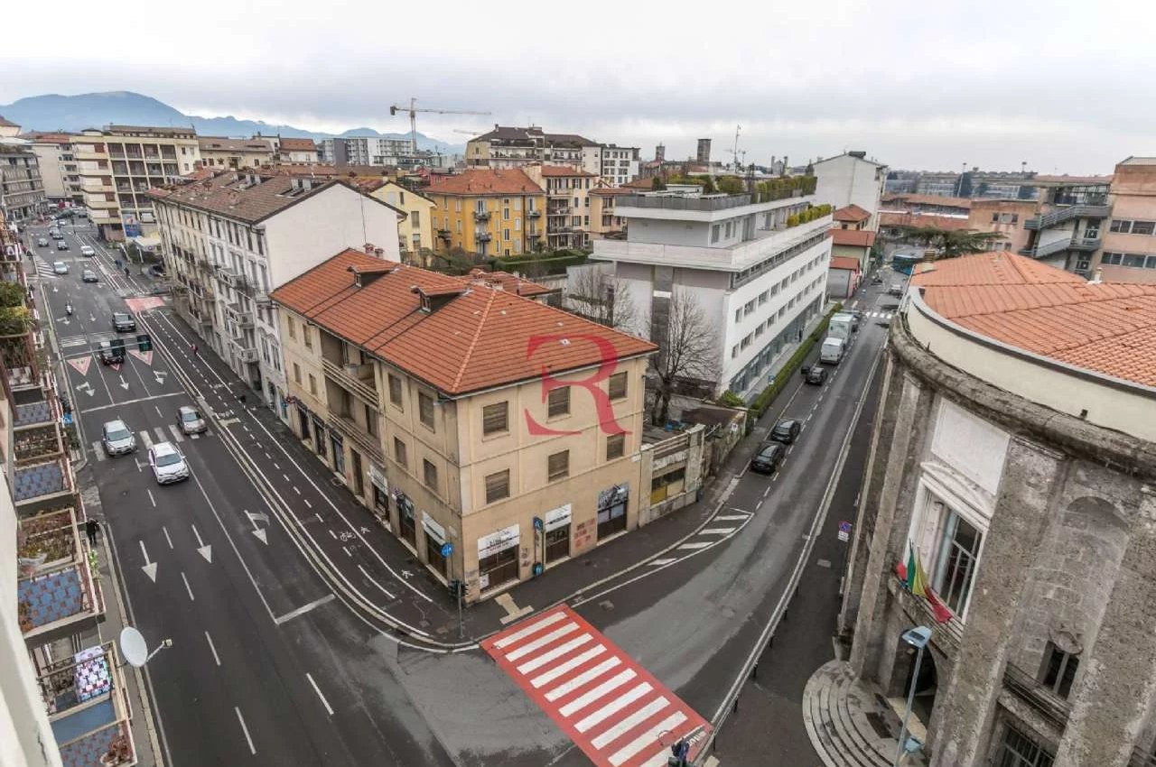 Attico in Vendita a Bergamo Via Angelo Maj