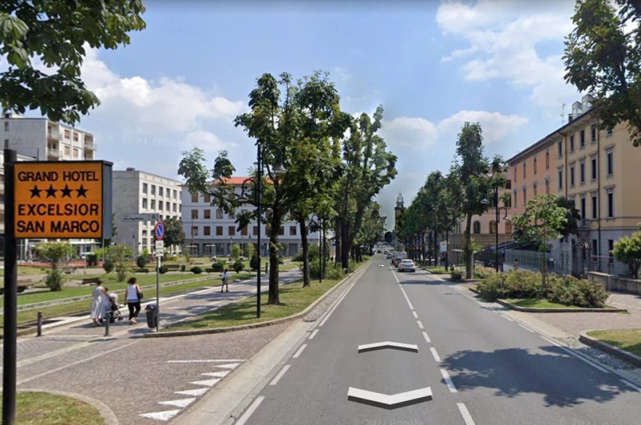 Ufficio in Vendita a Bergamo Viale Vittorio Emanuele II