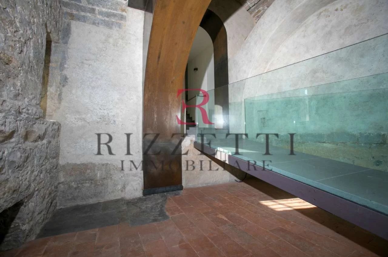 Quadrilocale in Vendita a Bergamo Via Pignolo angolo Via Masone