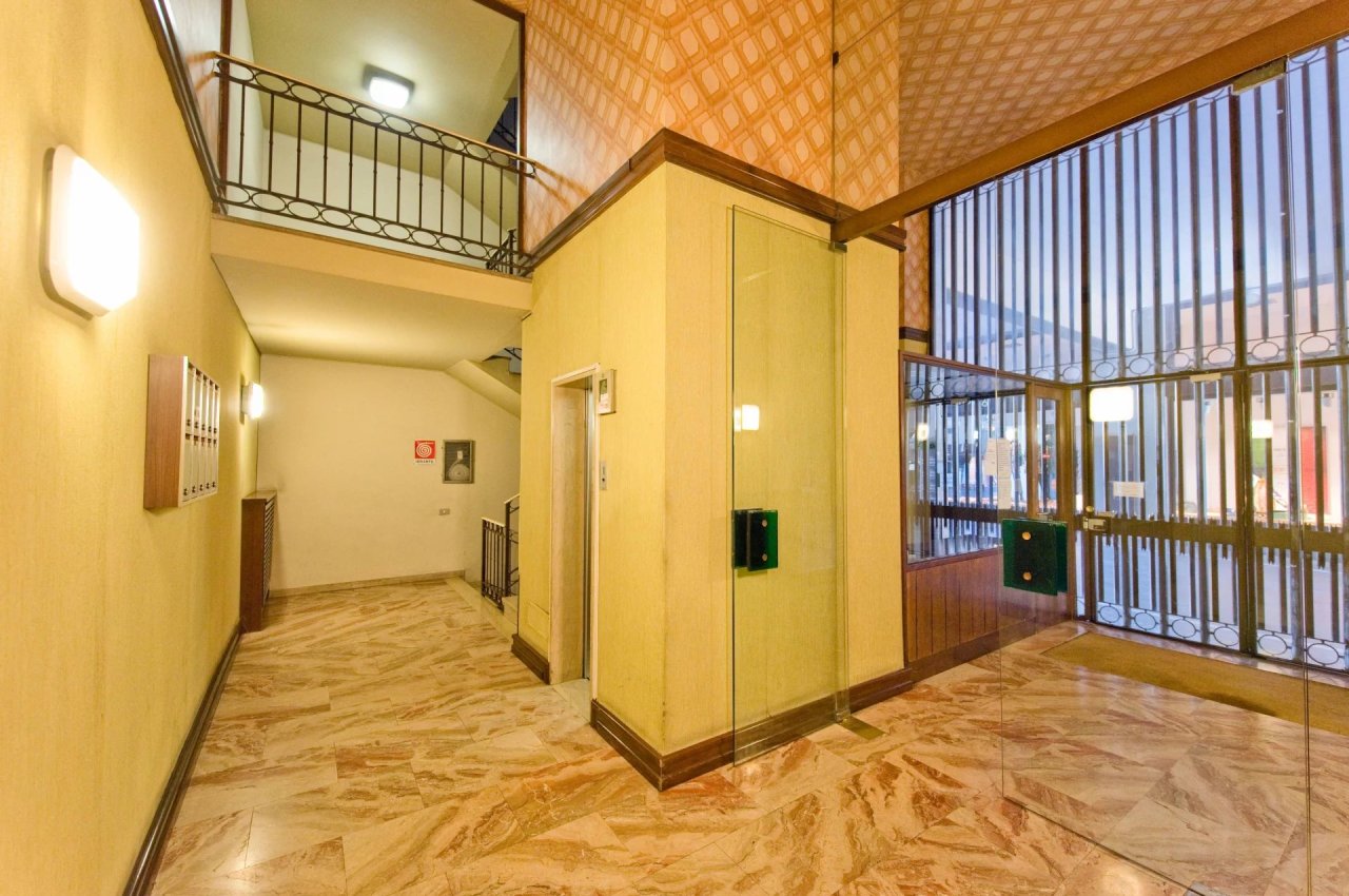 Ufficio in Vendita a Bergamo Adiacenze Tribunale