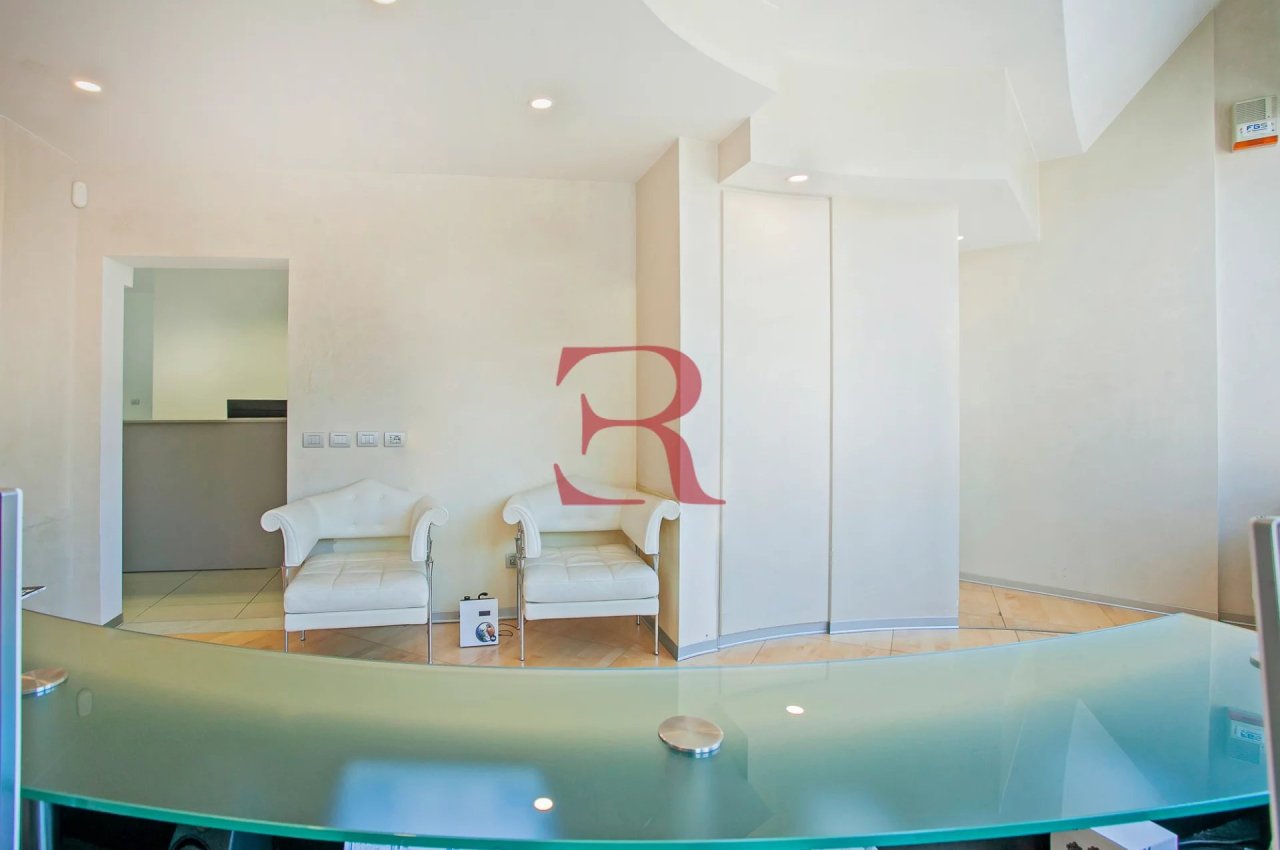 Villa in Vendita a Torre Boldone Collinare