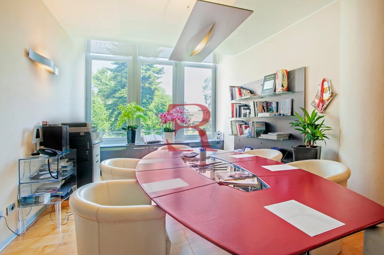 Villa in Vendita a Torre Boldone Collinare