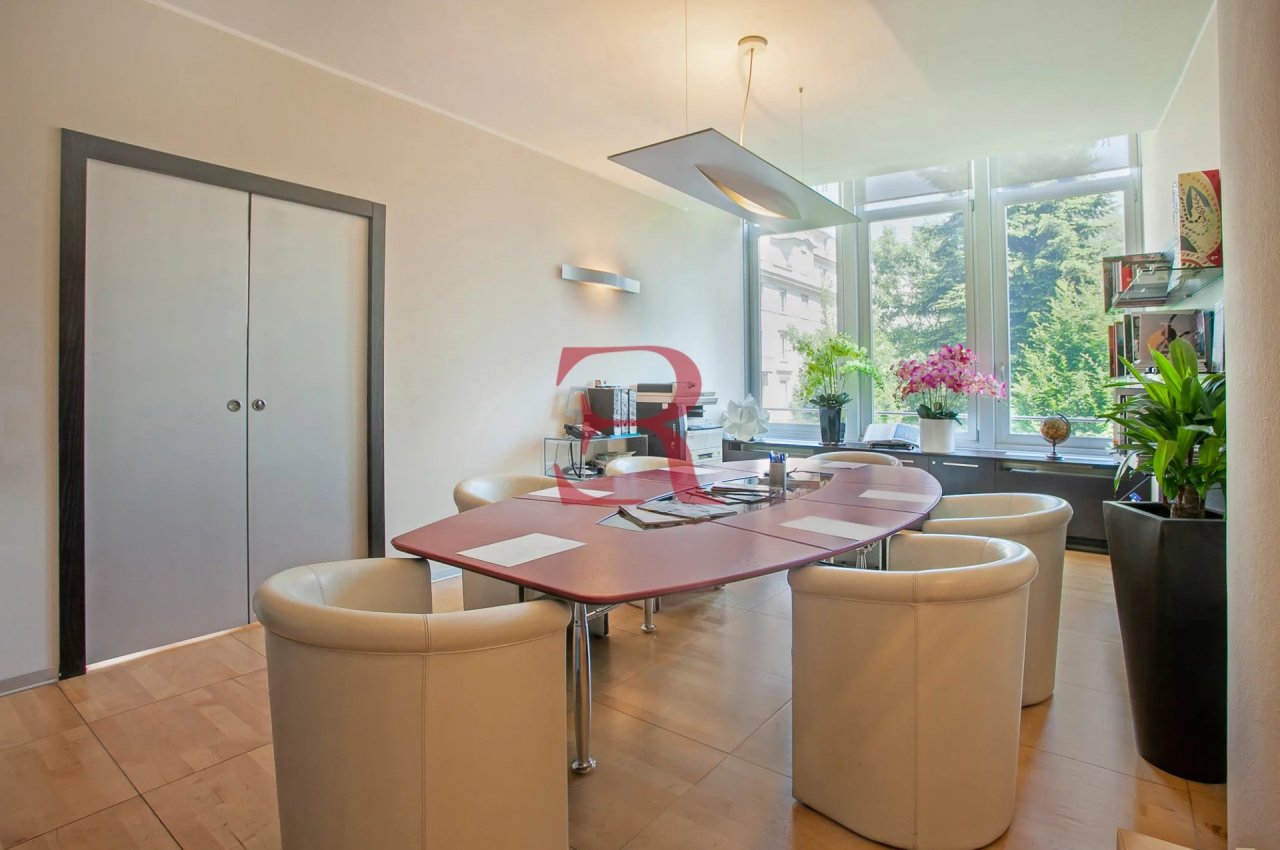 Villa in Vendita a Torre Boldone Collinare