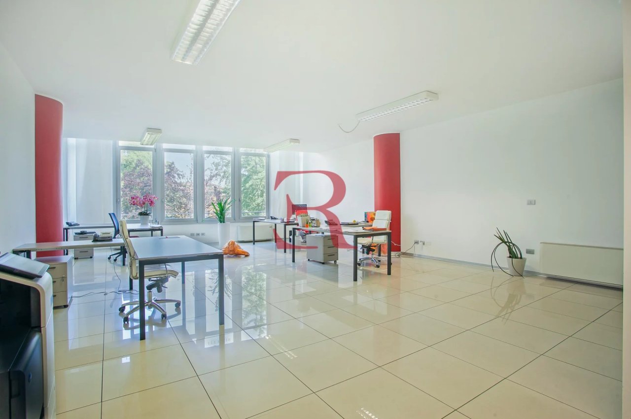 Villa in Vendita a Torre Boldone Collinare