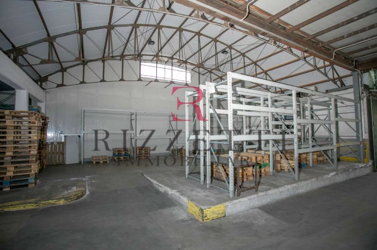 Locale Commerciale in Vendita a Bergamo Via Ghislandi