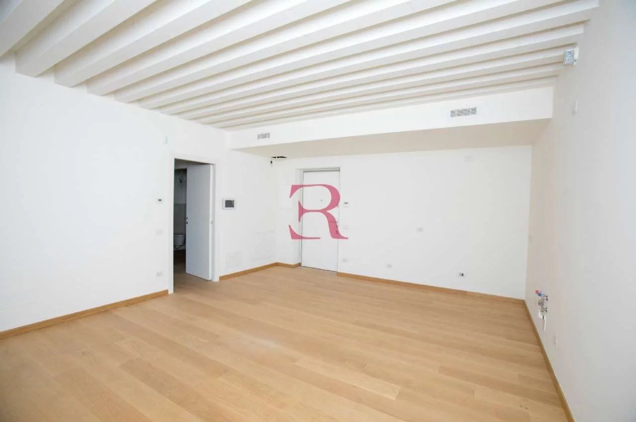 Bilocale in Vendita a Bergamo Via Masone