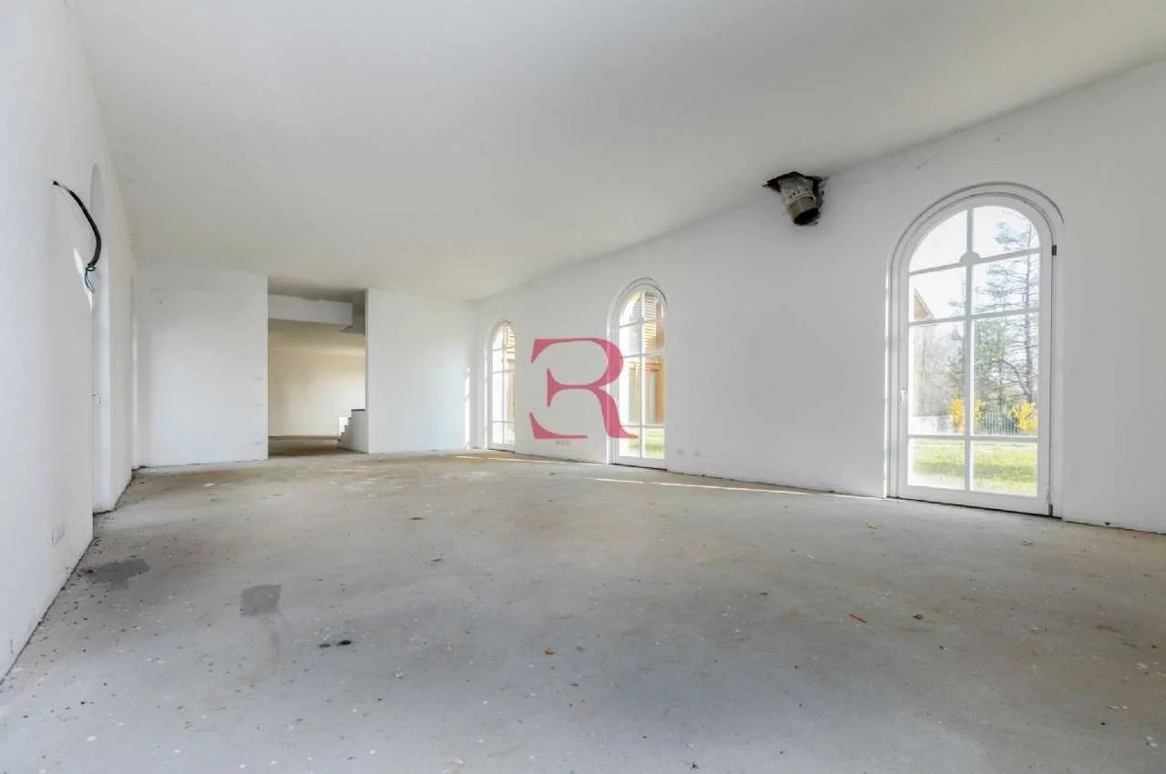 Multilocale in Vendita a Bergamo Redona