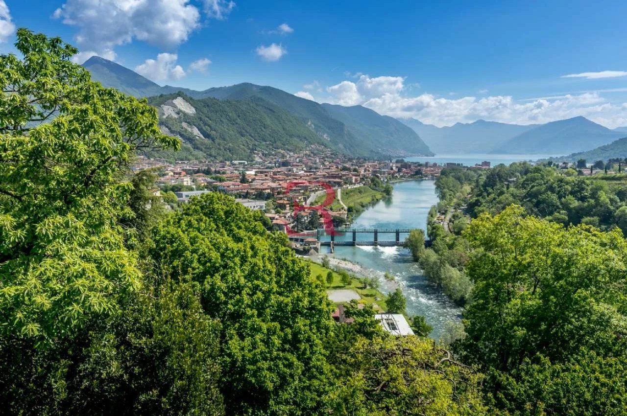 Villa in Vendita a Villongo Residenza Montecchio