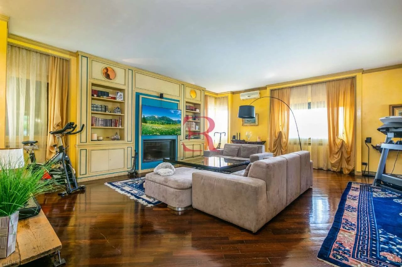 Villa in Vendita a Villongo Residenza Montecchio