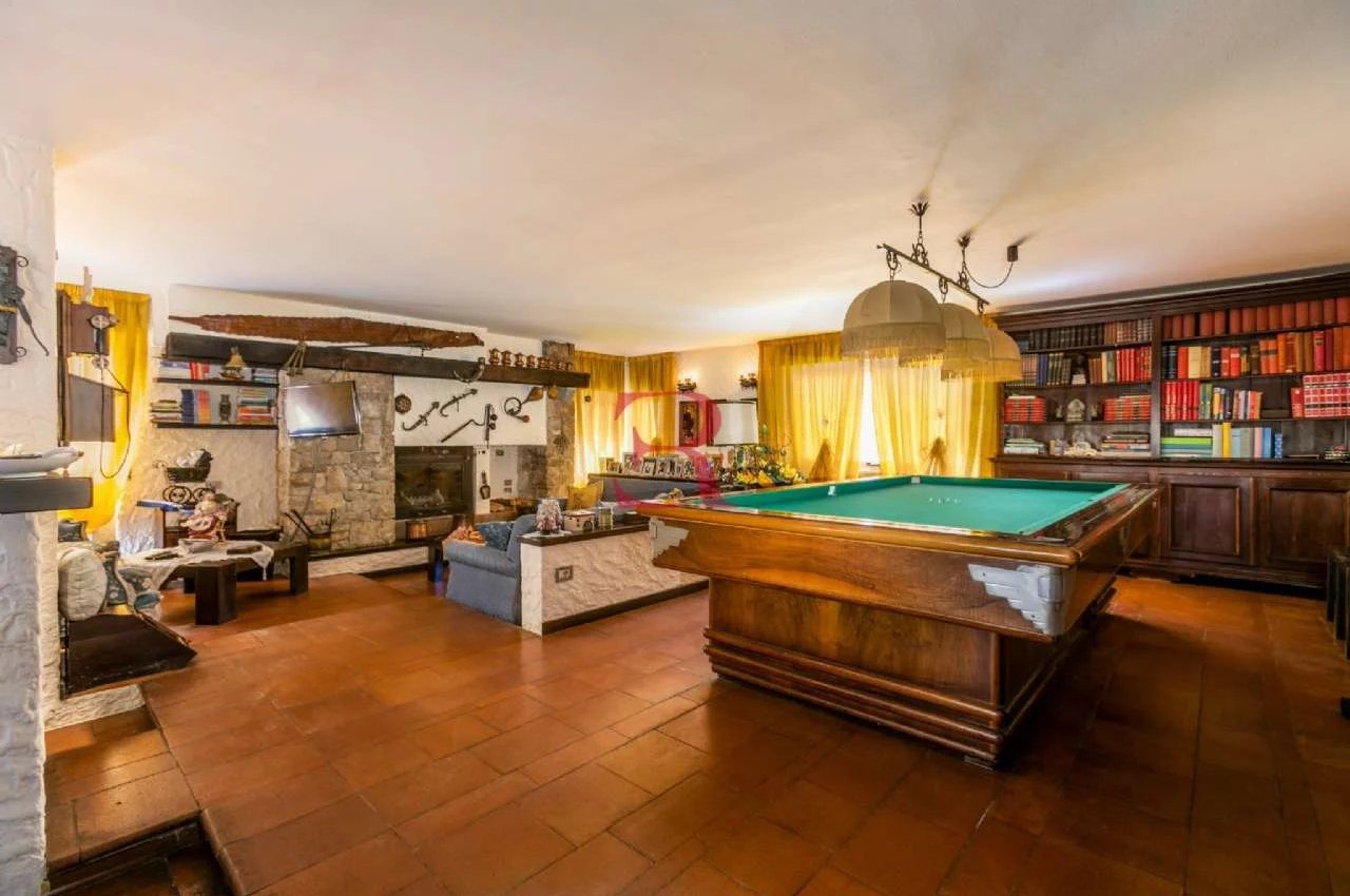 Villa in Vendita a Villongo Residenza Montecchio