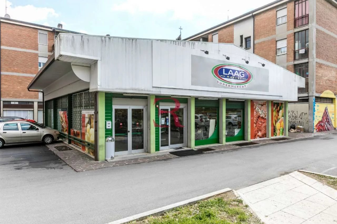 Negozio in Vendita a Bergamo Monterosso