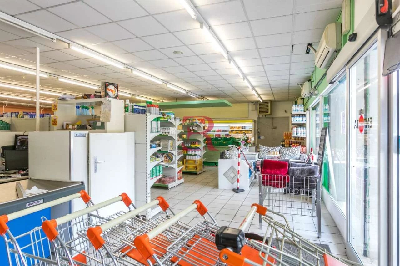 Negozio in Vendita a Bergamo Monterosso