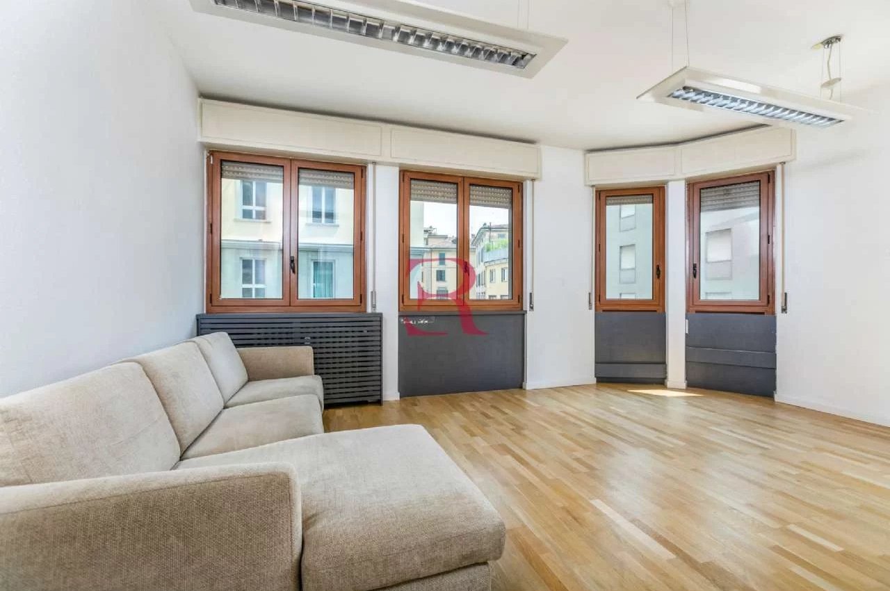 Ufficio in Vendita a Bergamo Via Garibaldi