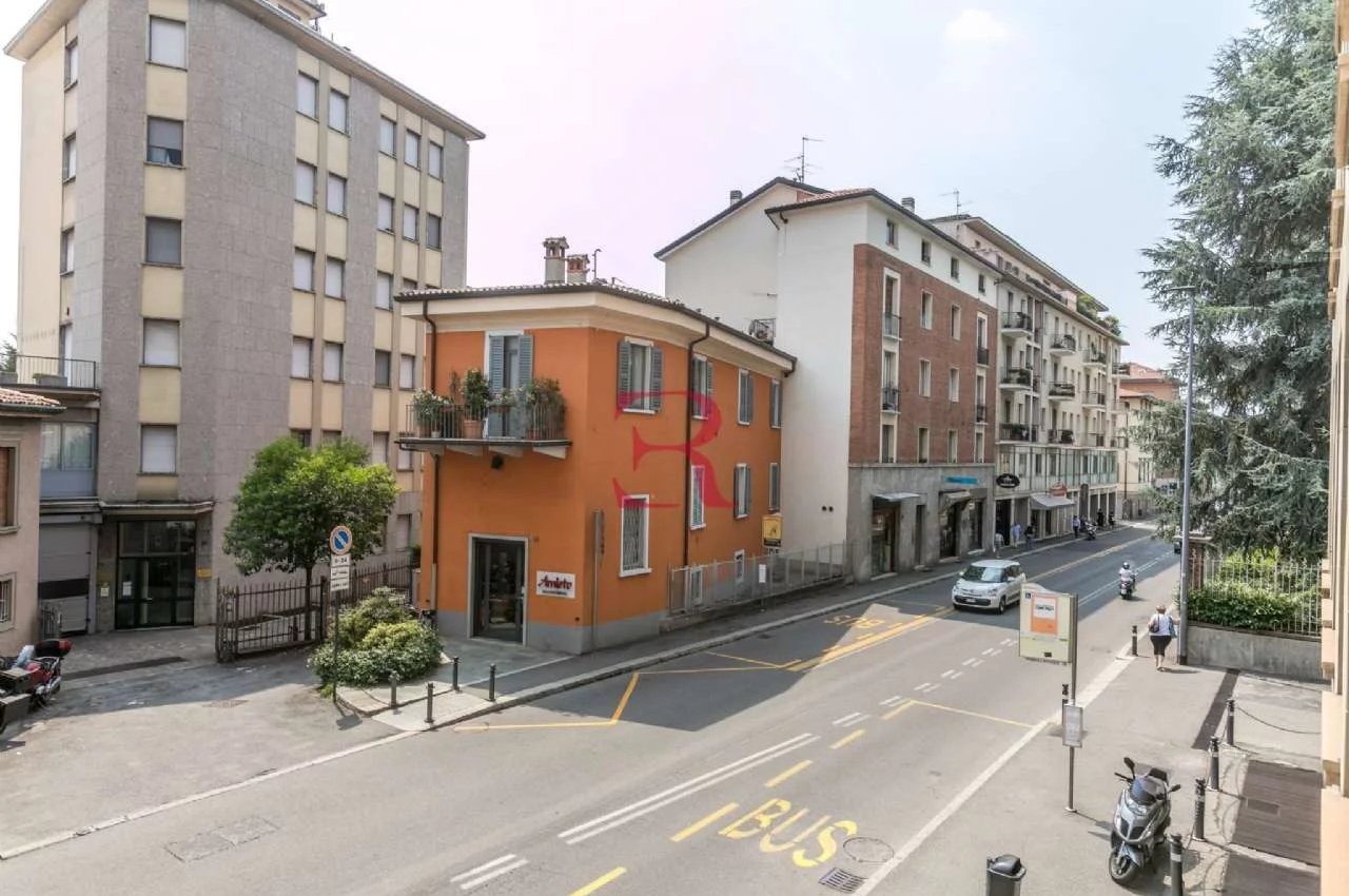 Ufficio in Vendita a Bergamo Via Garibaldi