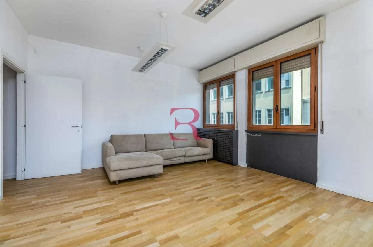 Ufficio in Vendita a Bergamo Via Garibaldi