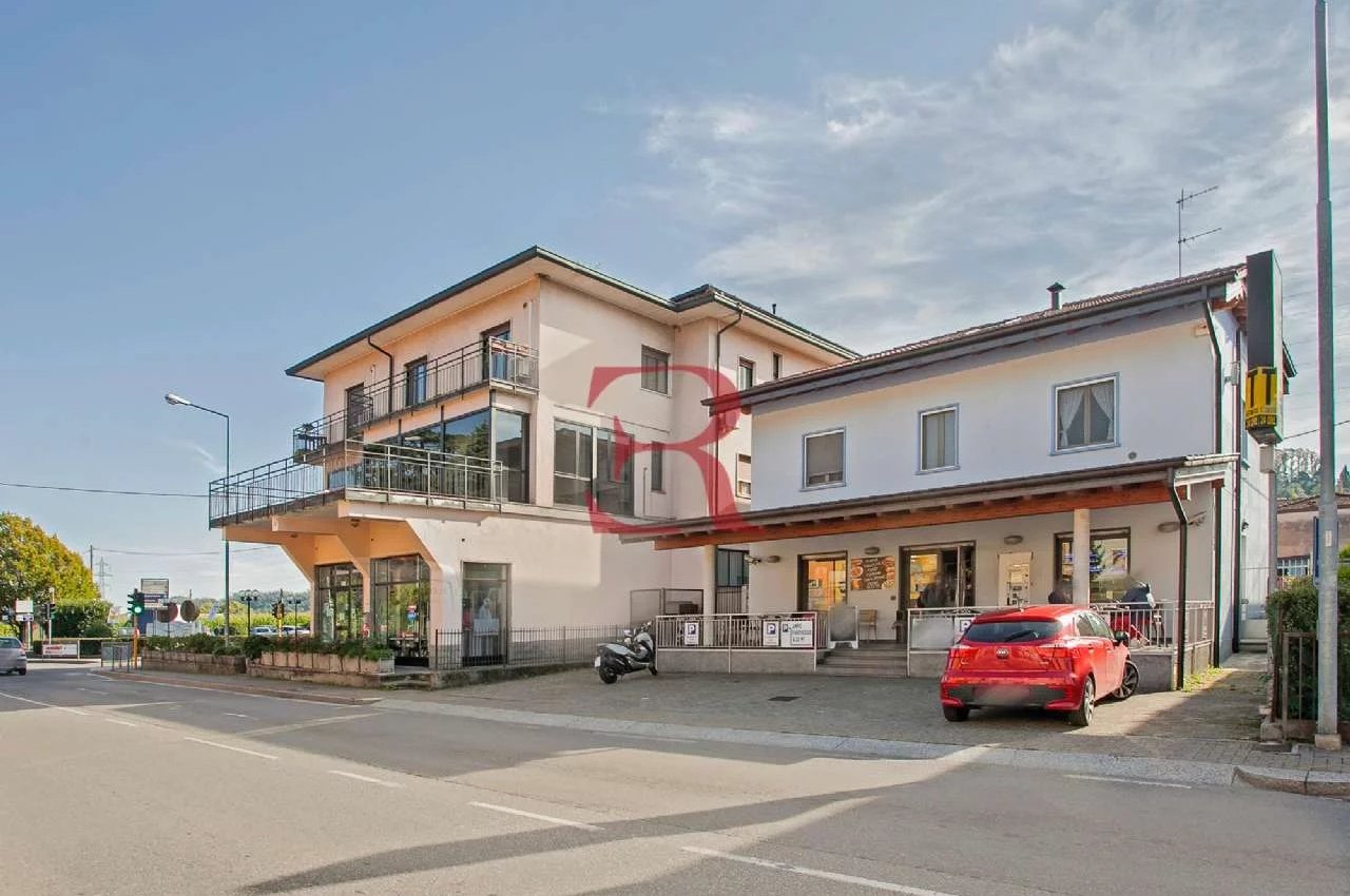 Ufficio in Vendita a Albano Santâ€™Alessandro Via Santuario