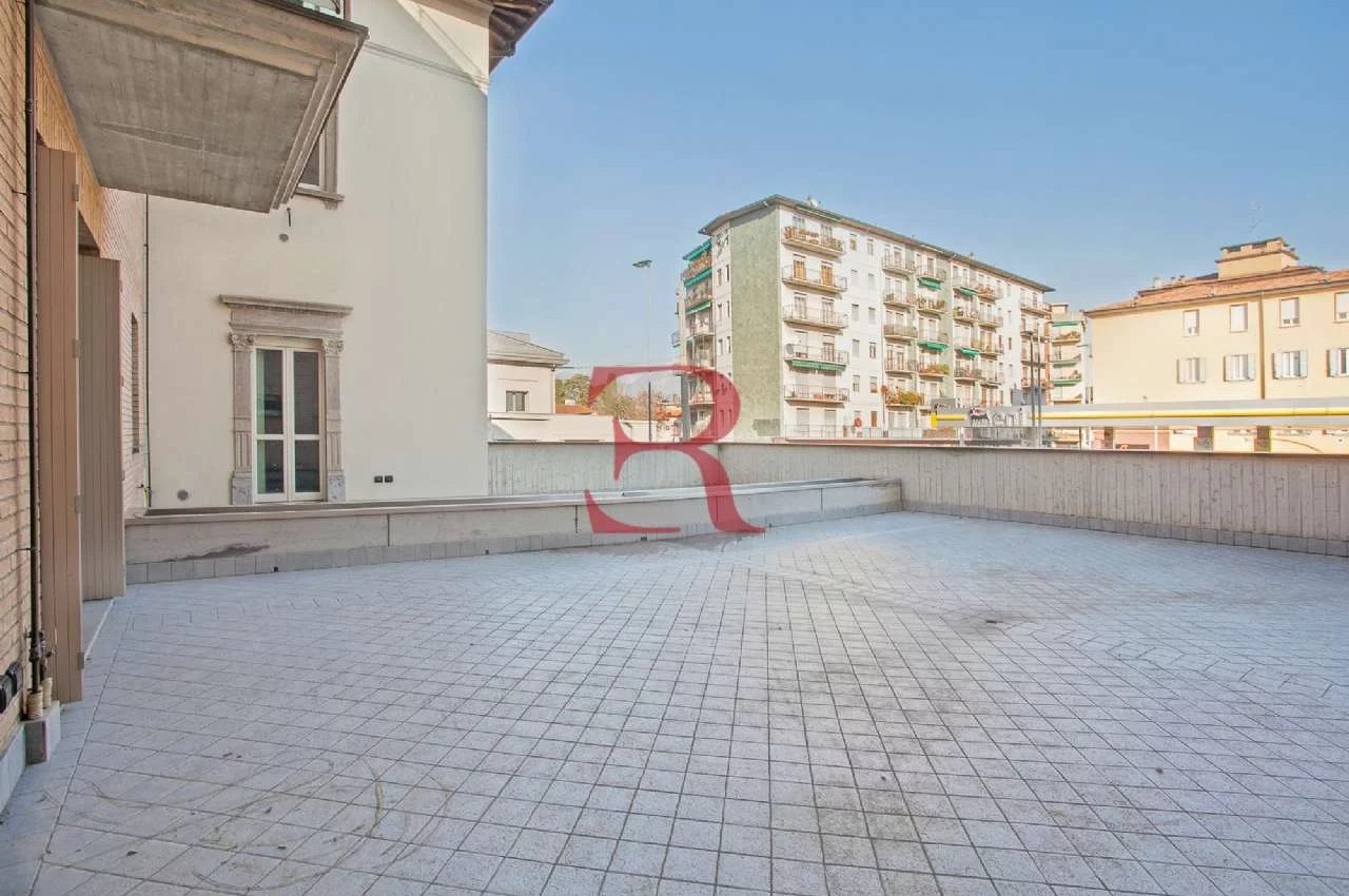 Trilocale in Vendita a Bergamo Via Salvioni- Laterale Via A. Maj