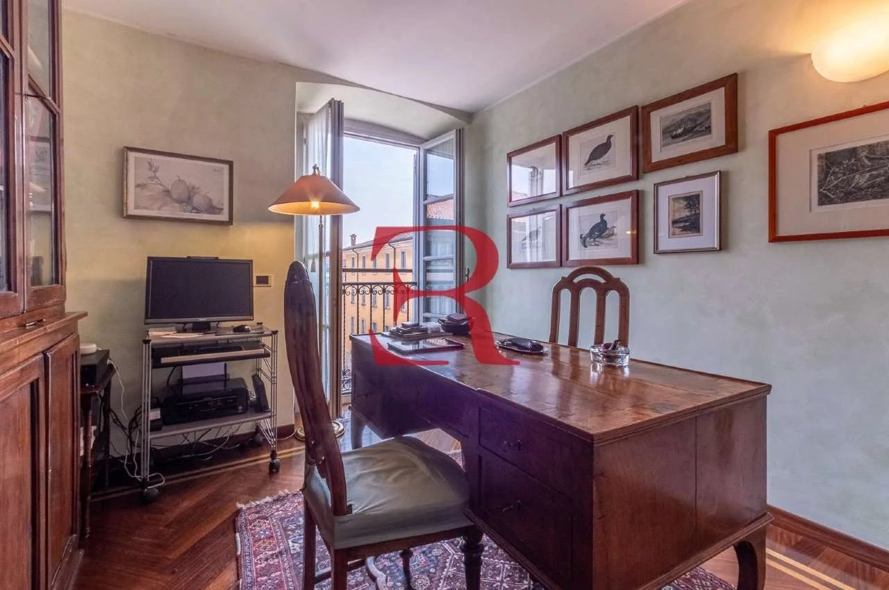 Multilocale in Vendita a Bergamo Centro Storico -  Via Tasso