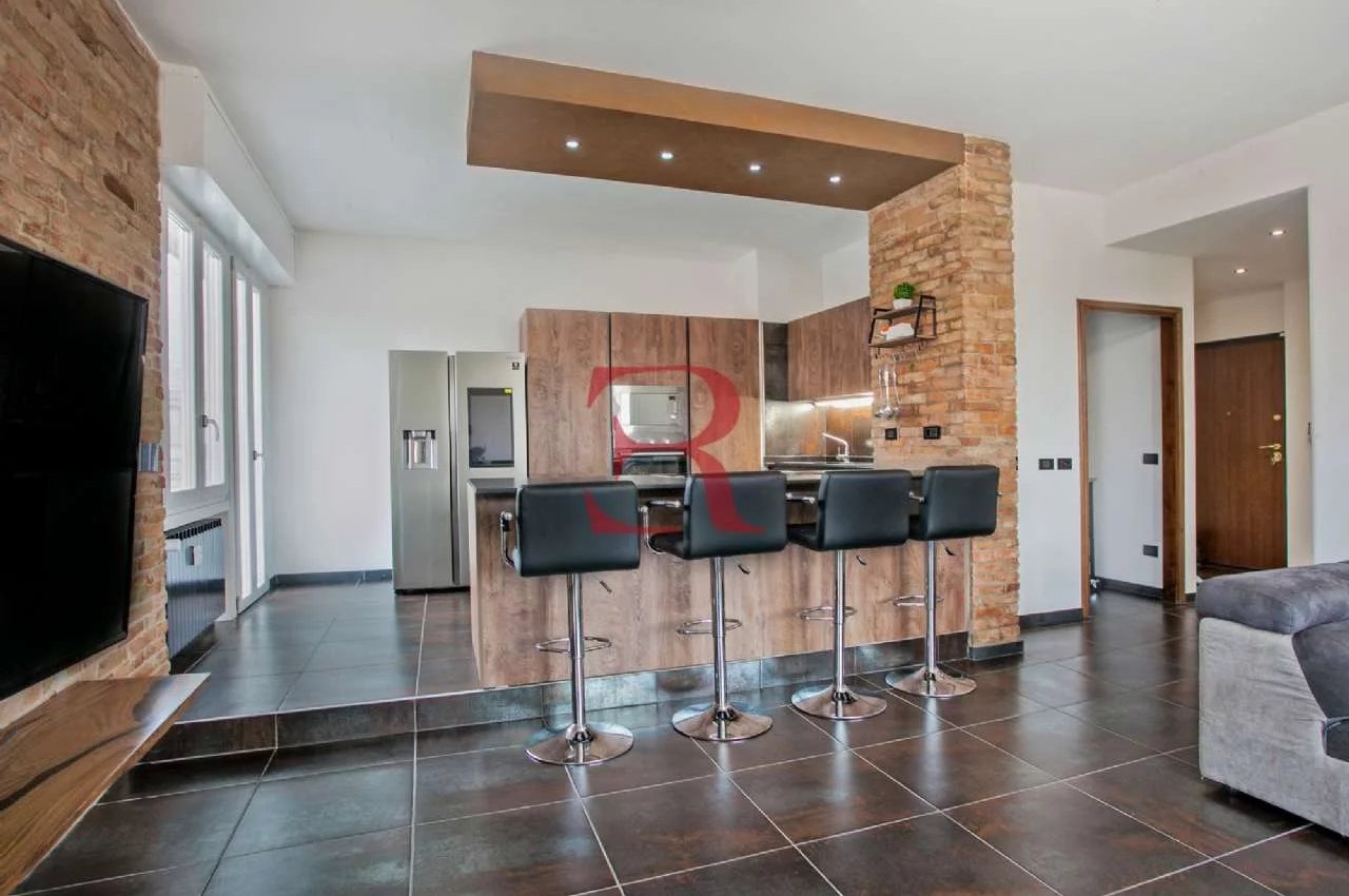 Multilocale in Vendita a Bergamo Zona Via Broseta - Parco Locatelli