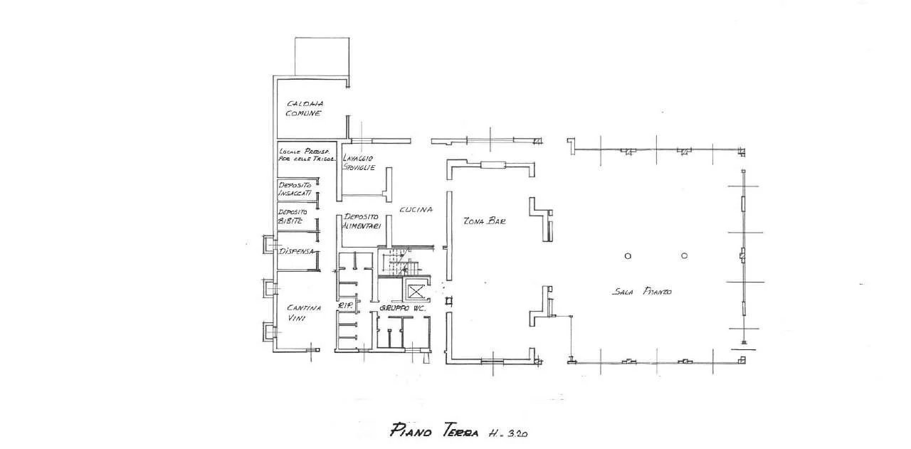 Villa in Vendita a Endine Gaiano Splendida posizione direttamente sul lago
