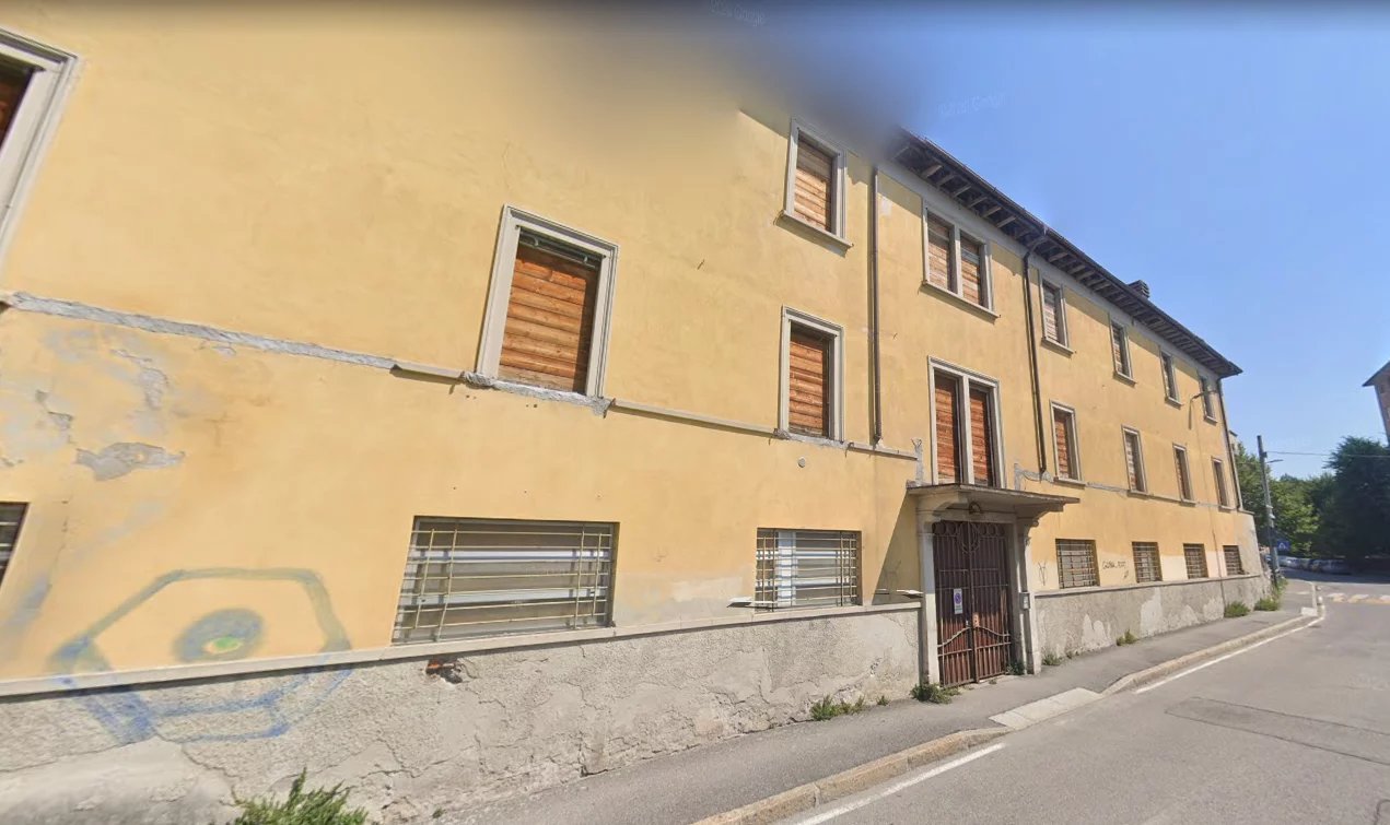 Multilocale in Vendita a Bergamo Via Magrini