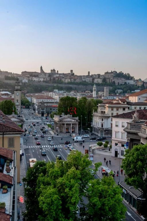 Attico in Vendita a Bergamo Prestigiosissimo attico nel cuore di Bergamo