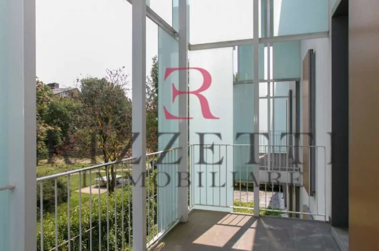 Villa in Vendita a Bergamo Redona