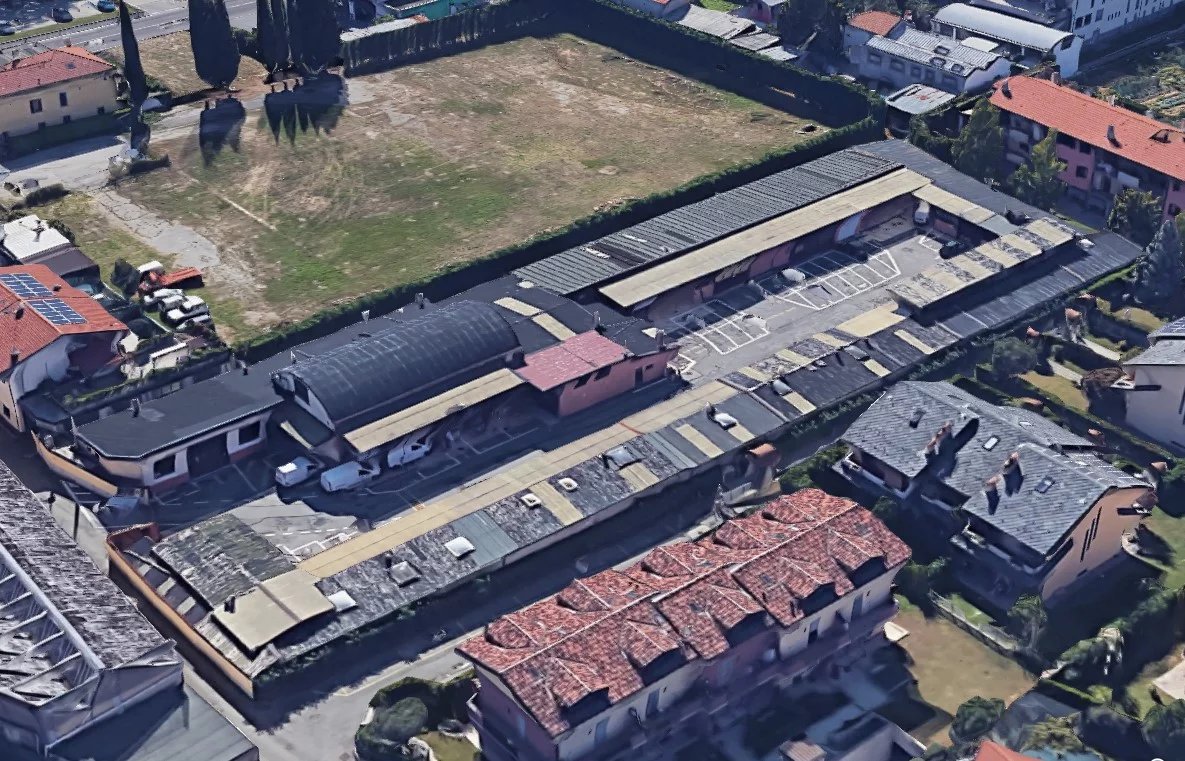 Laboratorio in Vendita a Bergamo INSEDIAMENTO ARTIGIANALE A REDDITO