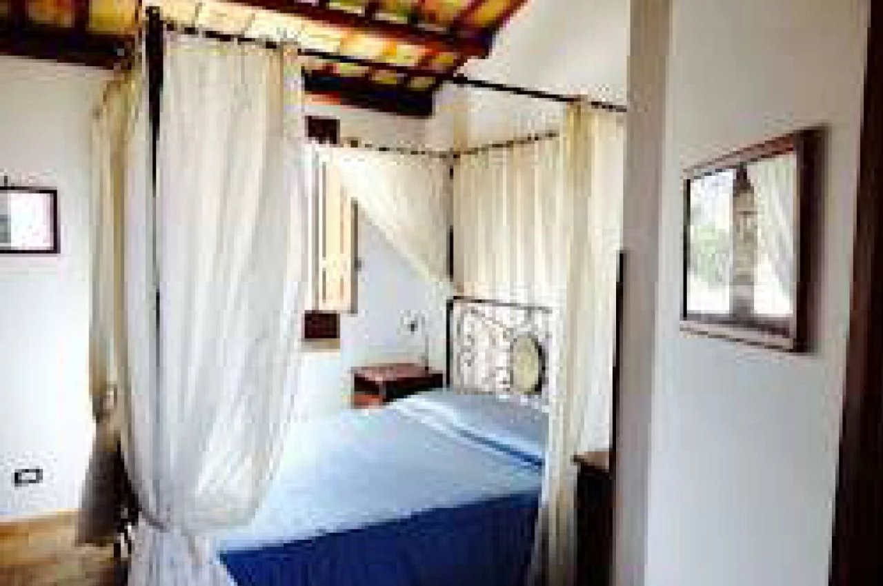 Multilocale in Vendita a Custonaci Trapani - Struttura ricettiva Cala Buguto