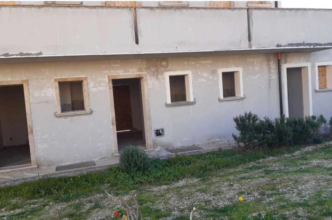 Multilocale in Vendita a Custonaci Trapani - Struttura ricettiva Cala Buguto