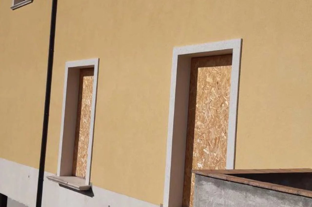 Multilocale in Vendita a Custonaci Trapani - Struttura ricettiva Cala Buguto