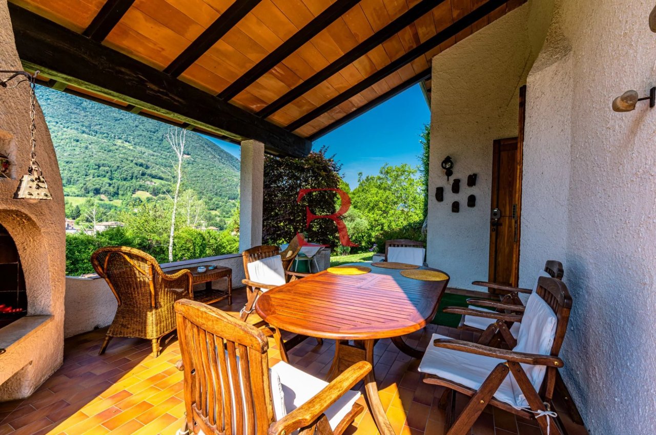 Villa in Vendita a Albino LocalitÃ  Abbazia