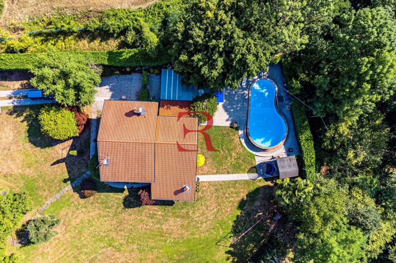 Villa in Vendita a Albino LocalitÃ  Abbazia