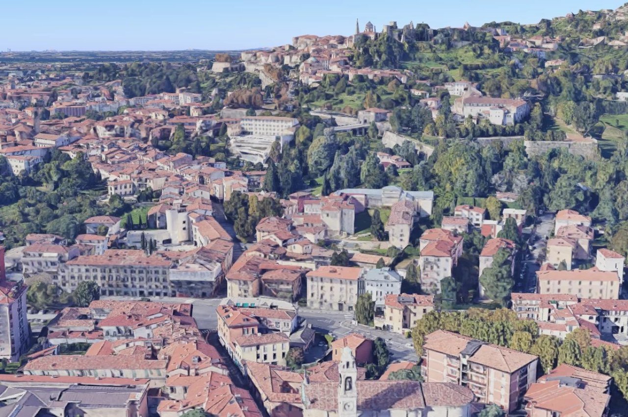 Attico in Vendita a Bergamo Centro Storico Attico su due livelli