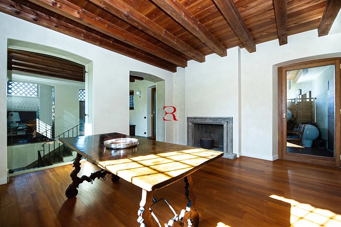 Cascina in Vendita a Bergamo Porzione di cascina storica in Val dâ€™Astino