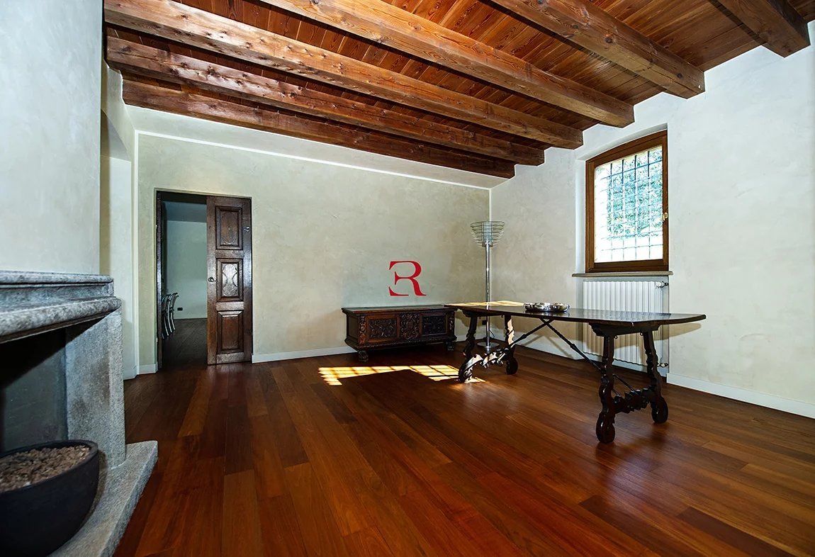 Cascina in Vendita a Bergamo Porzione di cascina storica in Val dâ€™Astino