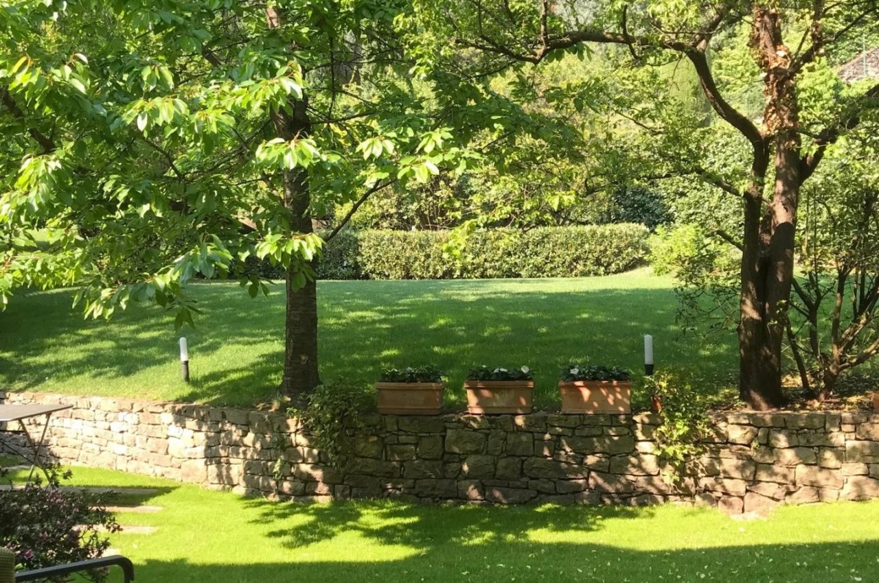 Cascina in Vendita a Bergamo Porzione di cascina storica in Val dâ€™Astino