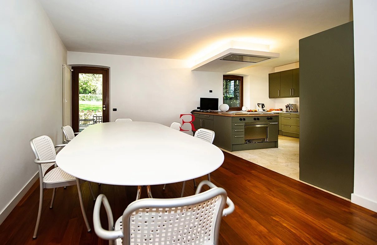 Cascina in Vendita a Bergamo Porzione di cascina storica in Val dâ€™Astino