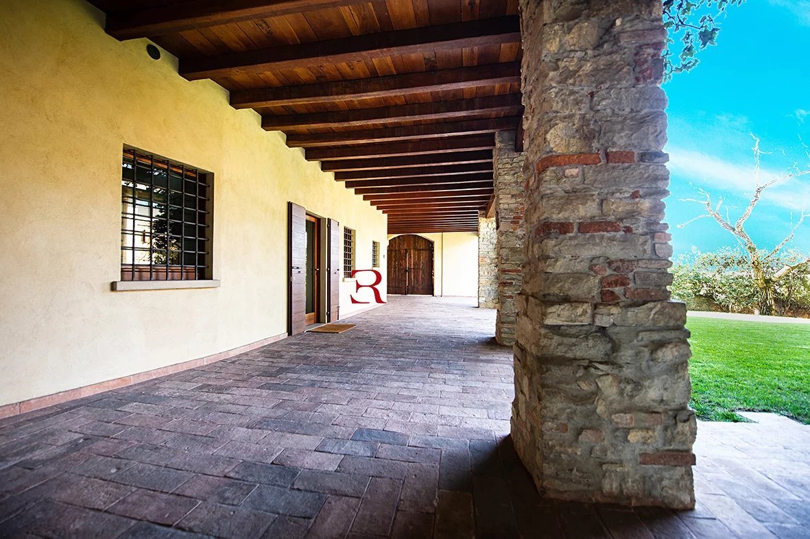 Cascina in Vendita a Bergamo Porzione di cascina storica in Val dâ€™Astino