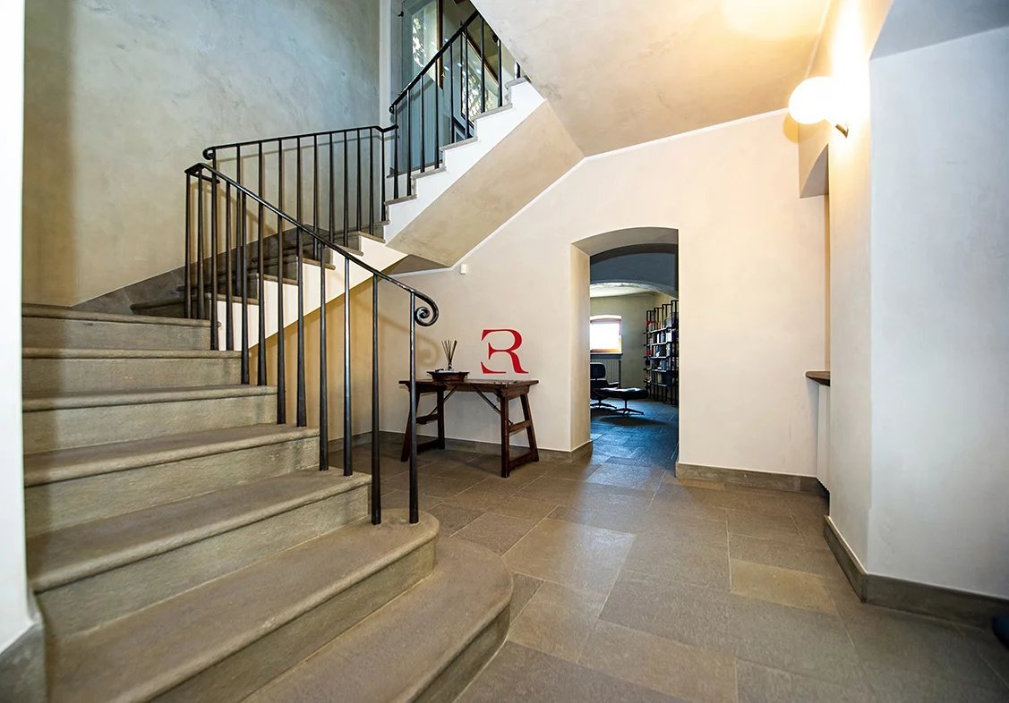 Cascina in Vendita a Bergamo Porzione di cascina storica in Val dâ€™Astino