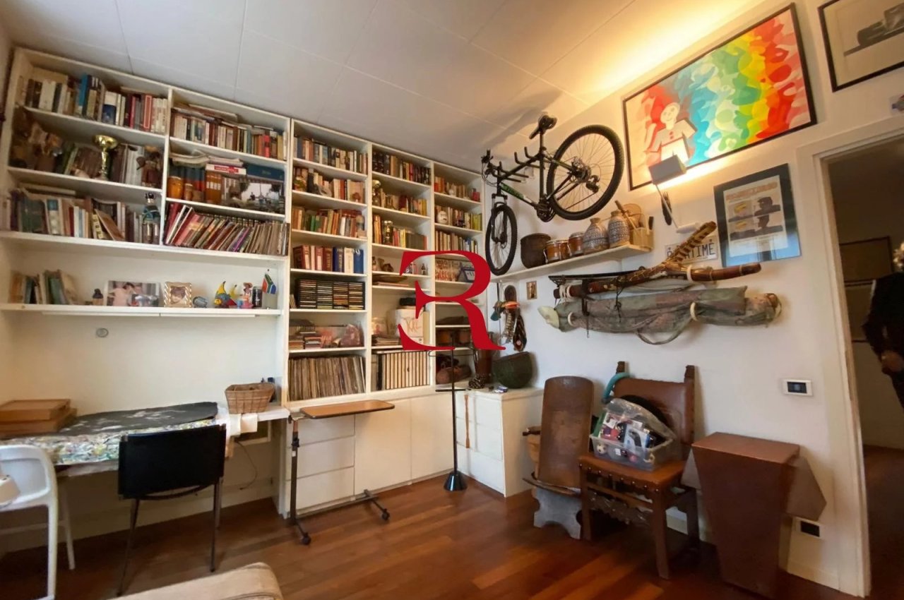 Multilocale in Vendita a Bergamo Ampio pentalocale di rappresentanza