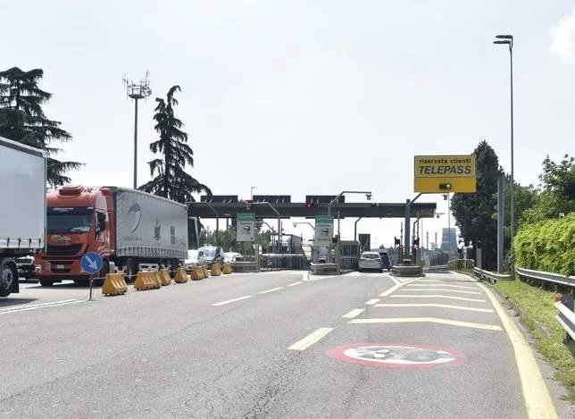 Capannone in Vendita a Lallio Capannone ad uso logistico