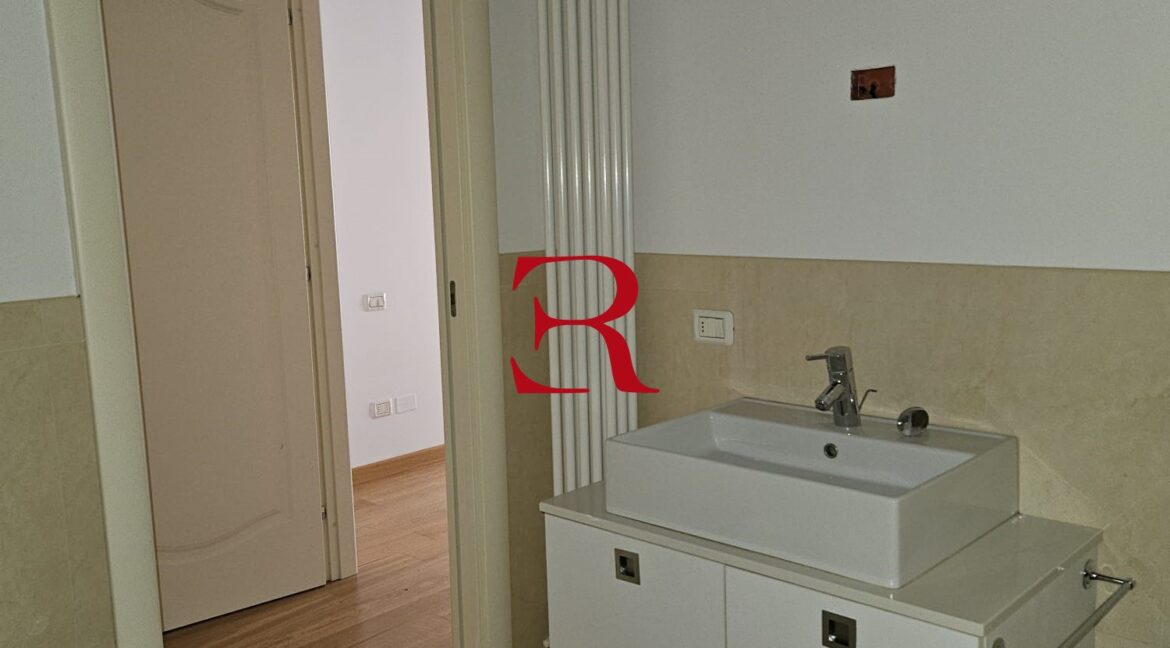 WhatsApp Image 2024-10-24 at 19.27.58