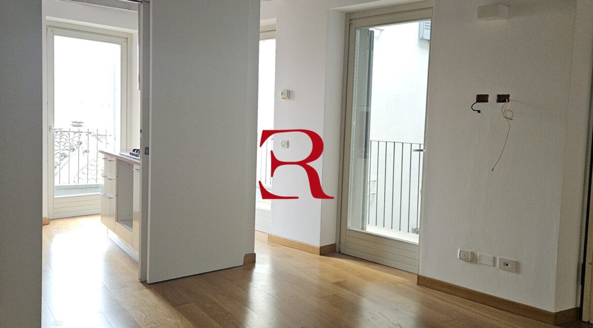 WhatsApp Image 2024-10-24 at 19.28.09 (1)