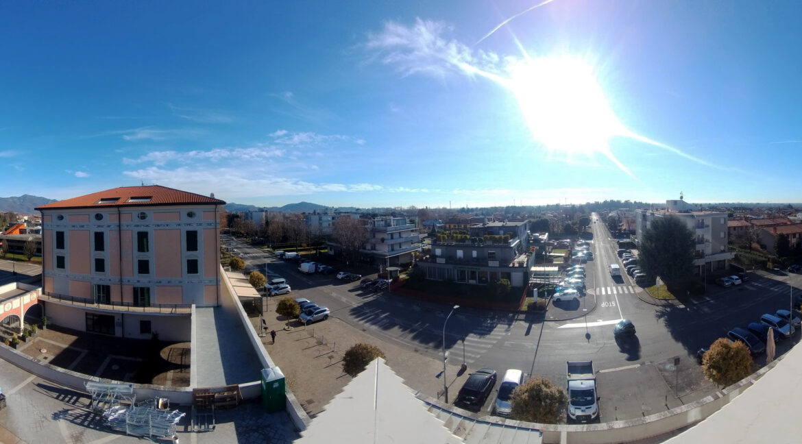 de15d169-f1aa-4b84-83da-7f3a81ea6eb2