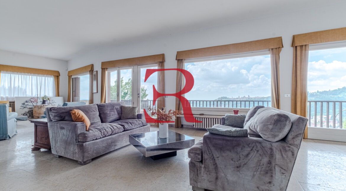 cod. 2446soggiorno DSCF0443-HDR