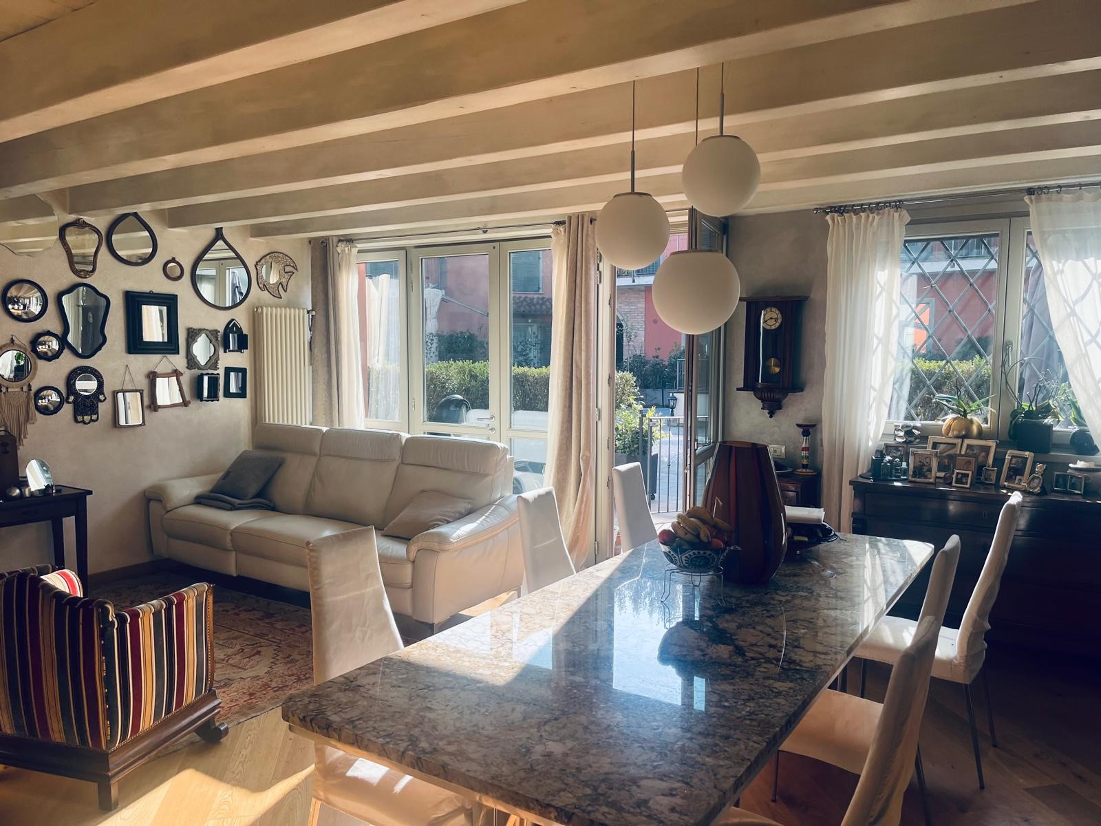 Zona Via Baioni Bergamo  Splendido trilocale in affitto